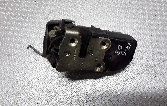 Jeep Grand Cherokee (WJ) Rear door lock