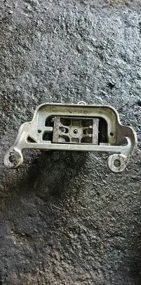 Renault Master III Gearbox mounting bracket brak