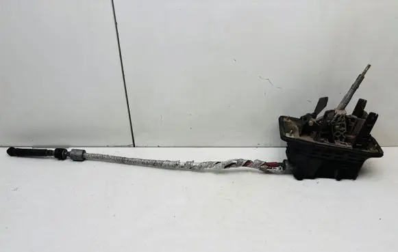 Audi A4 S4 B5 8D Gear shifter/selector 8D0713093
