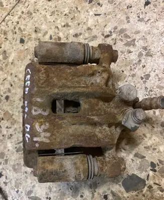 KIA Ceed Rear brake caliper