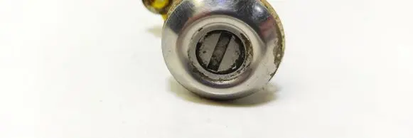 Daihatsu Sirion Front door lock (next to the handle) 