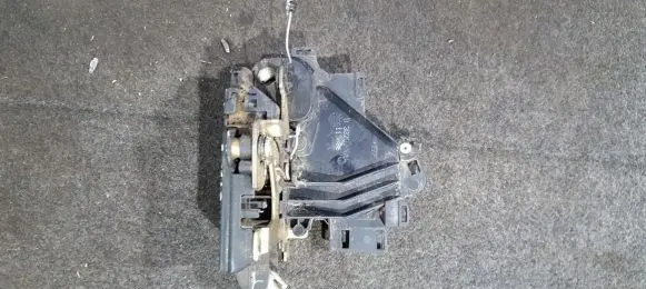 Skoda Fabia Mk1 (6Y) Front door lock