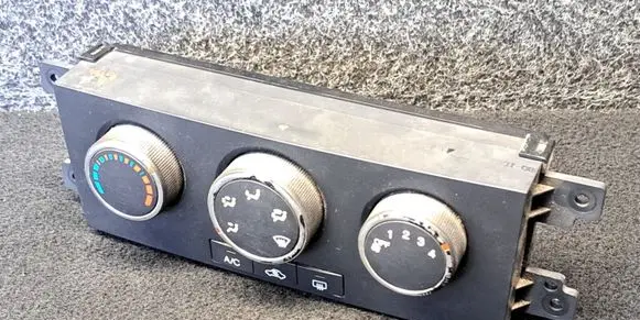 Chevrolet Captiva Climate control unit 96820193