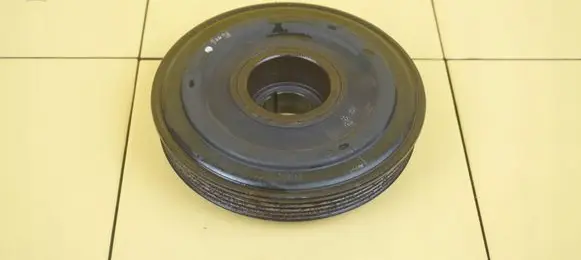 Hyundai i40 Timing belt tensioner pulley D4FD