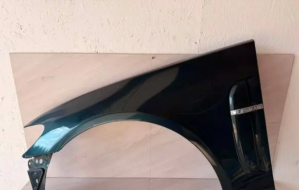 Jaguar XF X250 Fender