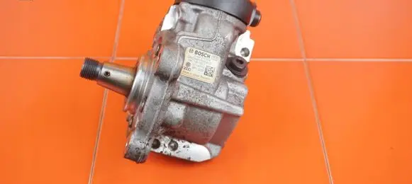 Skoda Superb B6 (3T) Fuel injection high pressure pump 0445010514 20MB26