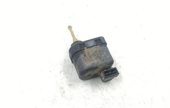 Audi A4 S4 B5 8D Headlight level adjustment motor 6K5941295