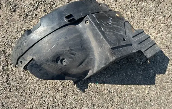 Renault Trafic II (X83) Front wheel arch liner splash guards 8200508353