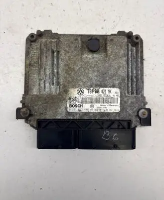 Volkswagen PASSAT B6 Engine control unit/module 03G906021NK 0281013440