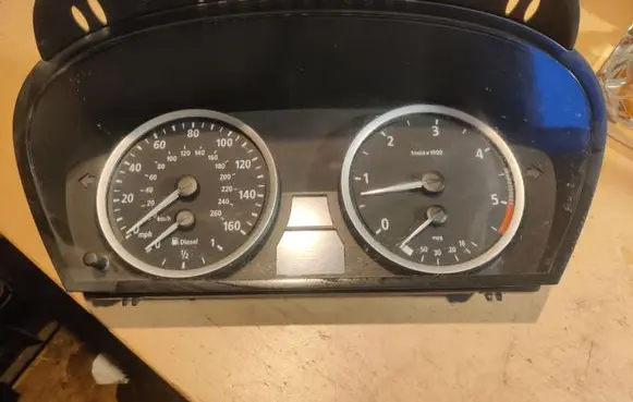 BMW 5 E60 E61 Speedometer (instrument cluster) 62116974577 6974577 6952897