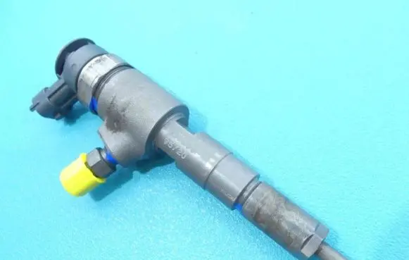 Peugeot 206 Fuel injector 0445110075 IMPRK957250