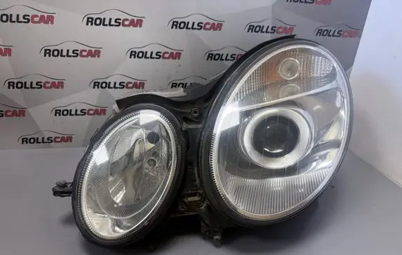 Mercedes-Benz E W211 Headlight/headlamp 2118200161