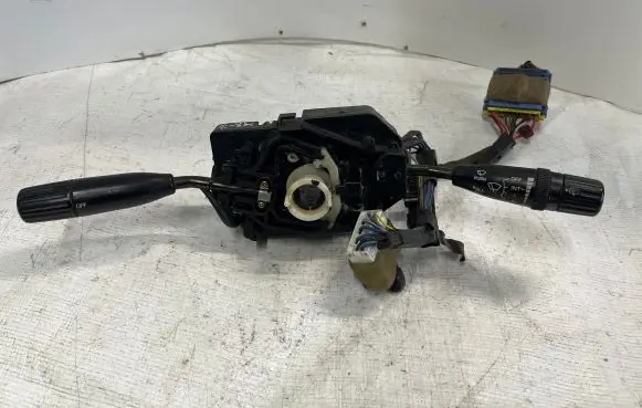 Mazda MX-3 Wiper turn signal indicator stalk/switch 175187 EA25