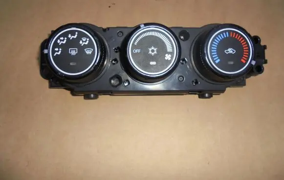Mitsubishi Lancer VIII Climate control unit
