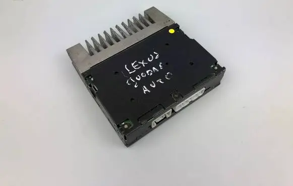 Lexus IS 200-300 Sound amplifier 8628053030
