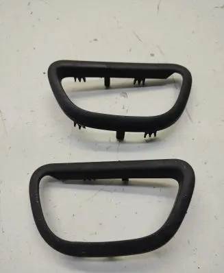 Volvo S80 Rear door handle trim 09159951 09159950