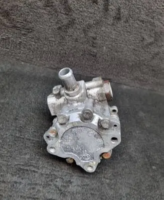 Audi A4 S4 B6 8E 8H Power steering pump 8E0145155N