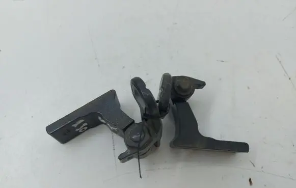 Rear door hinge set