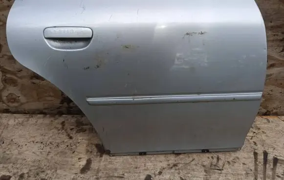 Audi A3 S3 8L Rear door
