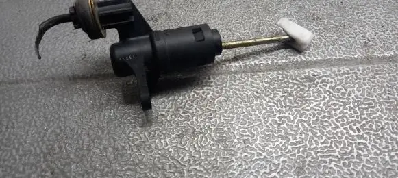 Audi A4 S4 B6 8E 8H Clutch master cylinder