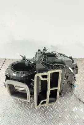 Jeep Cherokee Interior heater climate box assembly housing 