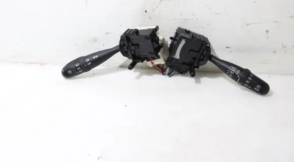 Suzuki SX4 S-Cross Light switch