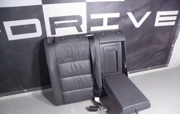Volkswagen Golf V Rear seat 
