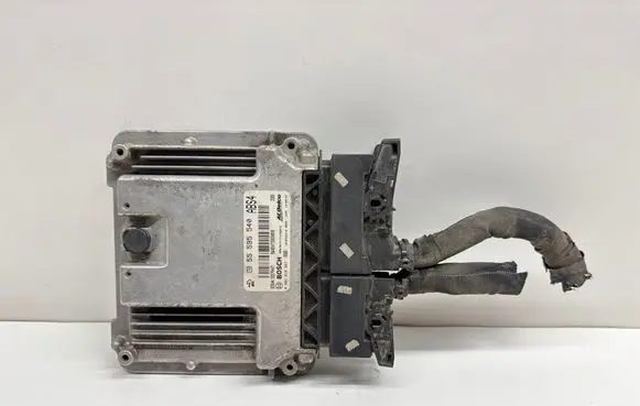 Opel Insignia A Engine control unit/module 55595540 55579447 0281019867