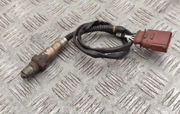 Volkswagen PASSAT B5 Lambda probe sensor 058906265C 0258006306