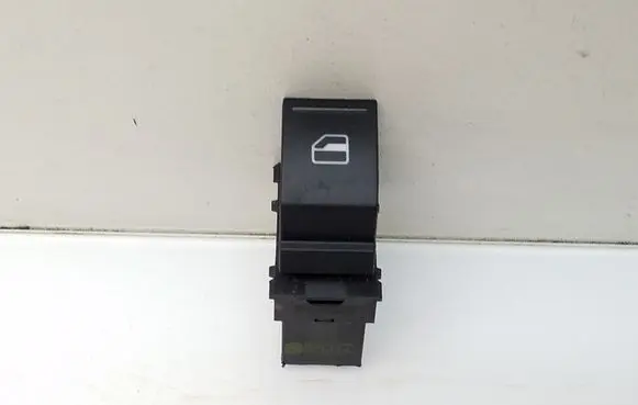 Volkswagen Tiguan Electric window control switch 7L6959855B