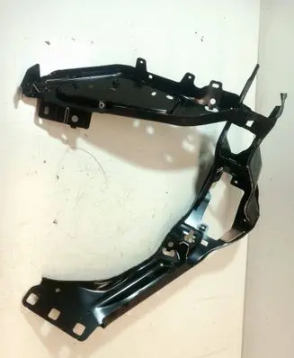 Headlight/headlamp mounting bracket