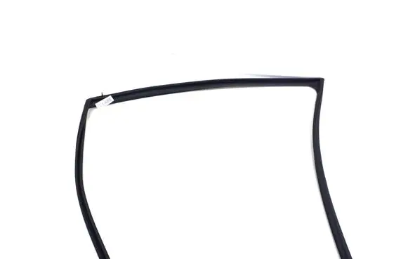 Toyota Avensis T270 Other front door trim element 6815105040
