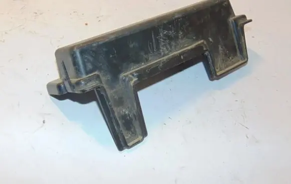 Renault Zoe Fuse box cover 243824477R