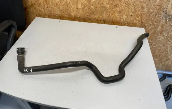BMW 4 F32 F33 Engine coolant pipe/hose 9329650
