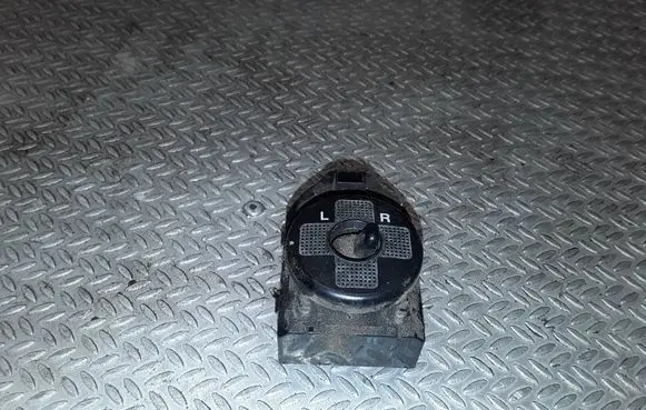 KIA Sportage Wing mirror switch 