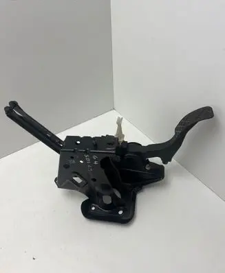 Volkswagen Golf IV Accelerator throttle pedal 0281002342