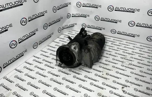 Toyota Corolla Verso E121 Starter motor 2810064430