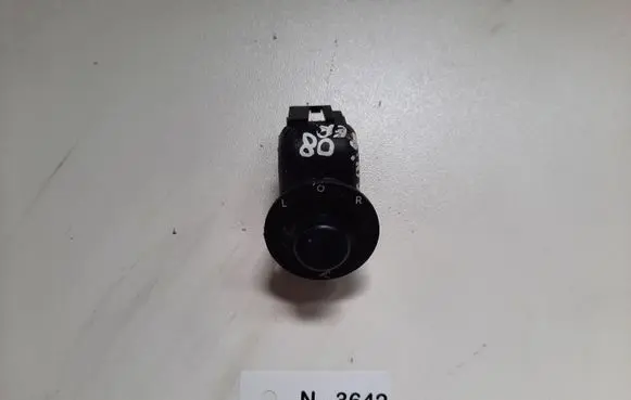 Dodge Caliber Wing mirror switch 04602789AA
