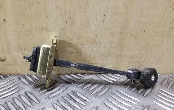 Honda CR-V Front door check strap stopper