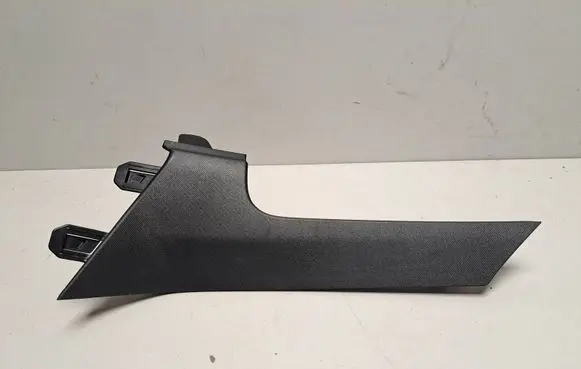 (C) pillar trim