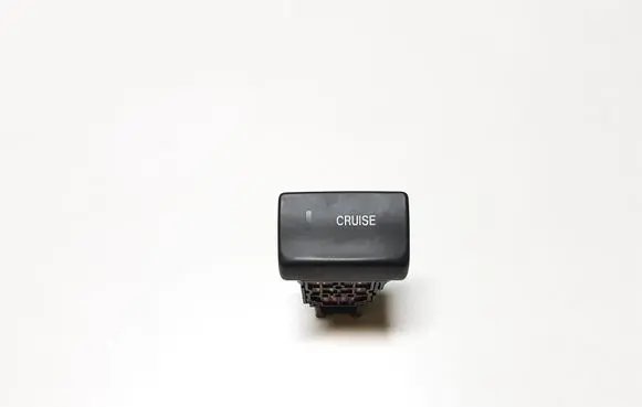 Subaru Forester SG Cruise control switch 06016