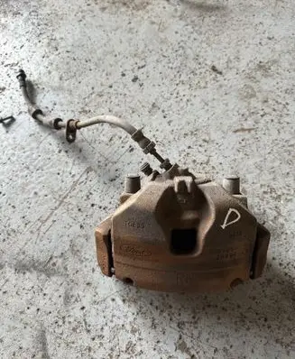 Ford Kuga II Front brake caliper