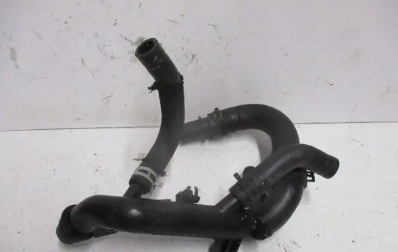 Nissan Navara Water pump 210471273R