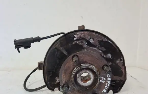 Smart ForFour I Front wheel hub spindle knuckle