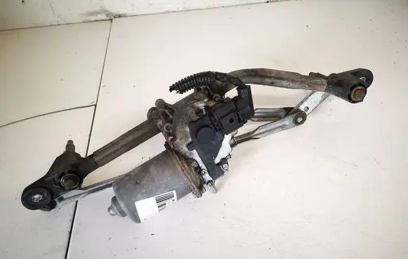 Alfa Romeo Mito Front wiper linkage and motor