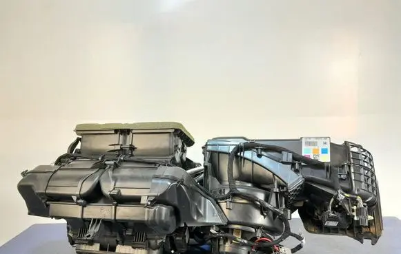 Ford Mustang VI Interior heater climate box assembly GR3B-19B555-HM