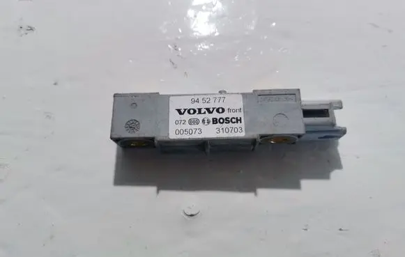 Volvo V70 Airbag deployment crash/impact sensor 9452777