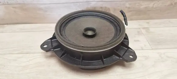 Toyota Auris 150 Rear door speaker 861600D190
