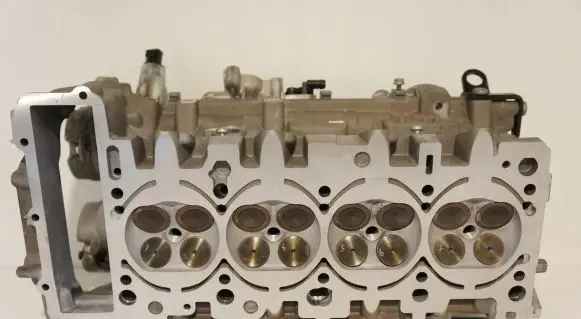 Audi Q7 4L Engine head 079103373AT