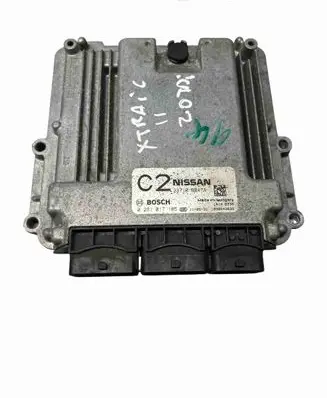Nissan X-Trail T31 Engine control unit/module ECU 0281017185